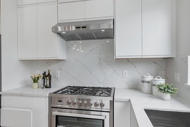 841 Harrison Street, Santa Clara CA: https://media.crmls.org/mediaz/8bbe14be-eea8-411b-9841-37213957103c.jpg