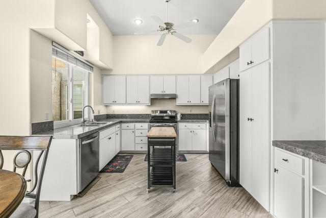 Image 8 of 36 For 29379 Trancas Drive