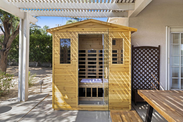 12925 Hidalgo Street, Desert Hot Springs CA: https://media.crmls.org/mediaz/8bc141cb-2a3b-4d20-8a9b-8d441aad4398.jpg