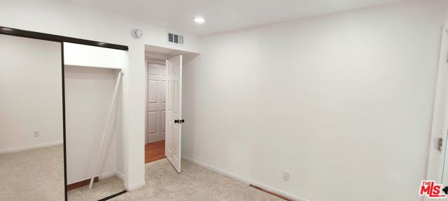 108 W Maple Street, Glendale CA: https://media.crmls.org/mediaz/8bc2a6cd-f686-4d82-b087-f7680f5afdb1.jpg
