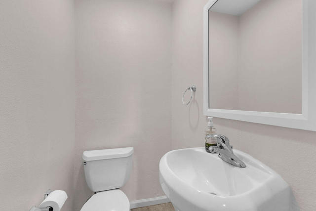 Image 9 of 24 For 66790 Yucca Drive