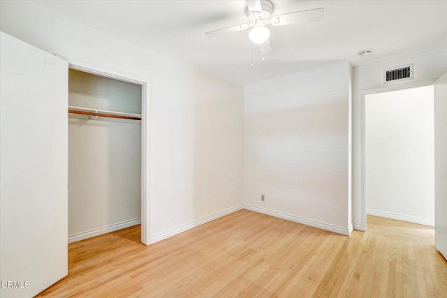 Detail Gallery Image 18 of 33 For 3557 Burritt Way, Glendale,  CA 91214 - 3 Beds | 2 Baths