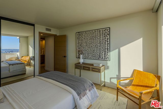 8787 Shoreham Drive, West Hollywood CA: https://media.crmls.org/mediaz/8bc4e50e-7598-4627-8cbe-30ae9e867fad.jpg