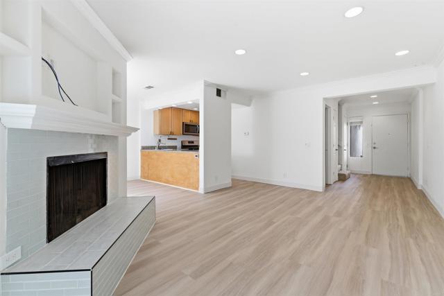 Detail Gallery Image 15 of 26 For 1540 Granite Hills Dr #C,  El Cajon,  CA 92019 - 2 Beds | 2/1 Baths