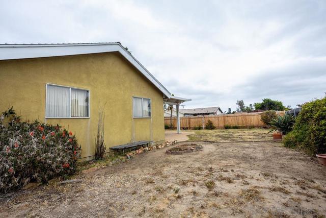97 East Whitney Street, Chula Vista CA: https://media.crmls.org/mediaz/8bc5d095-2226-4d0a-8c02-2da3c45bff8c.jpg