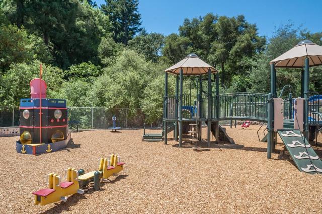 21525 Madrone Drive, Los Gatos CA: https://media.crmls.org/mediaz/8bc678bc-6a85-41c4-814a-31088fd49b84.jpg