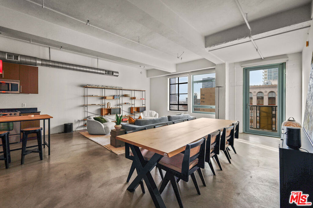 849 S Broadway #1108