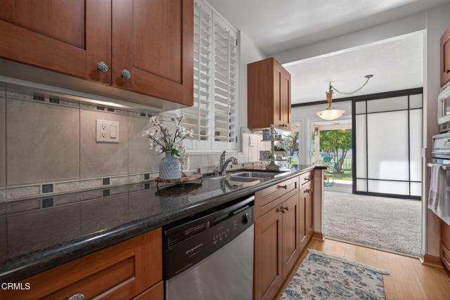 Detail Gallery Image 17 of 62 For 1610 Edgewater Ln, Camarillo,  CA 93010 - 3 Beds | 2/1 Baths