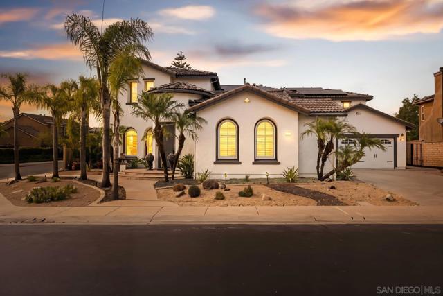 2337 Douglaston Glen, Escondido CA: https://media.crmls.org/mediaz/8bc78b1a-b4c3-499f-84f4-0fc54e03cf40.jpg