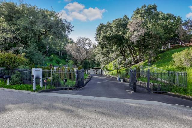 10875 Stevens Canyon Road, Cupertino CA: https://media.crmls.org/mediaz/8bc7bcb2-1e43-4944-89d8-1b7c1b899366.jpg