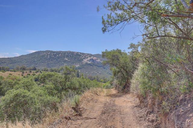 0 Camino Estribo, Temecula CA: https://media.crmls.org/mediaz/8bc80c09-b989-4f58-8e46-ca8675b2342b.jpg