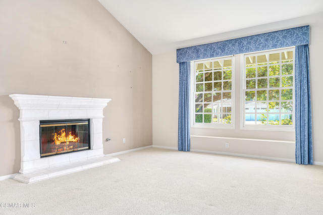 3041 Three Springs Drive, Westlake Village CA: https://media.crmls.org/mediaz/8bc892df-0e64-4b41-bd35-abcb255a06e0.jpg