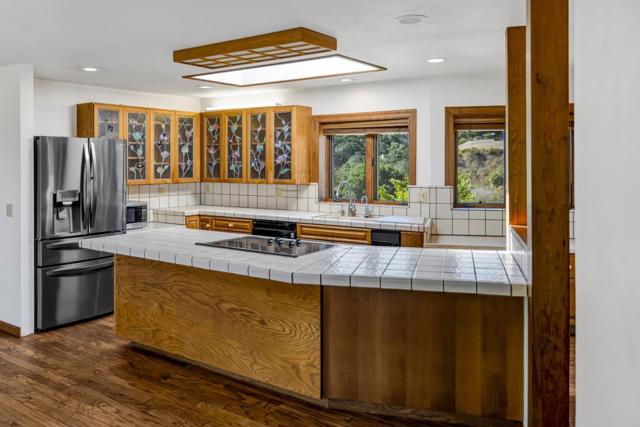 274 Corral De Tierra Road,  CA: https://media.crmls.org/mediaz/8bc8a9fa-4dc2-4e22-b327-2757bbd86908.jpg