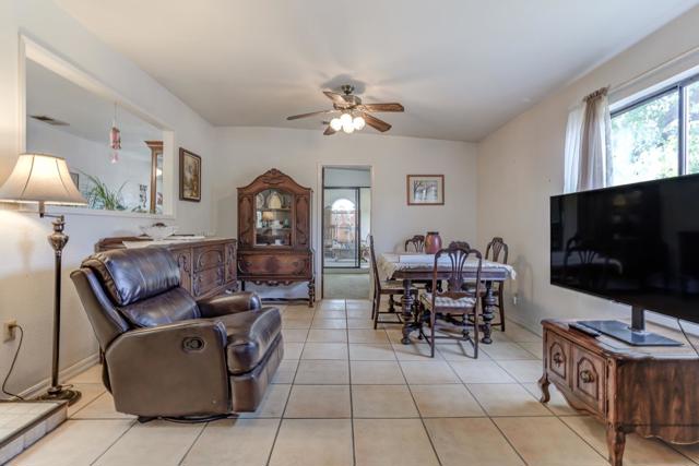 2854 Illinois Avenue, Corning CA: https://media.crmls.org/mediaz/8bc8c00b-d209-4481-b7ac-950e0a0de6fe.jpg