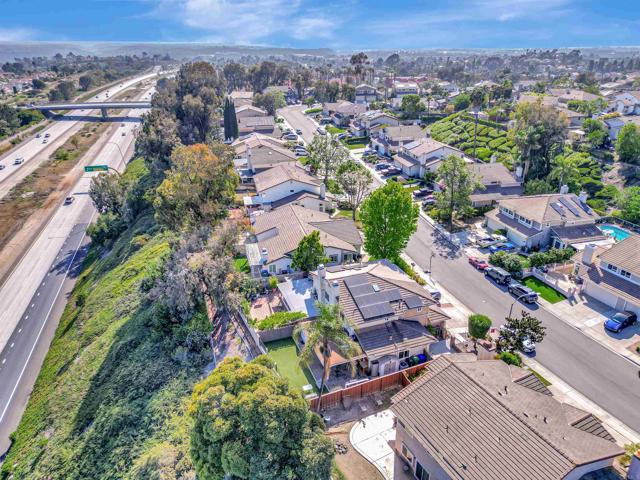 Detail Gallery Image 38 of 49 For 9525 High Park Ln, Rancho Penasquitos,  CA 92129 - 3 Beds | 3 Baths