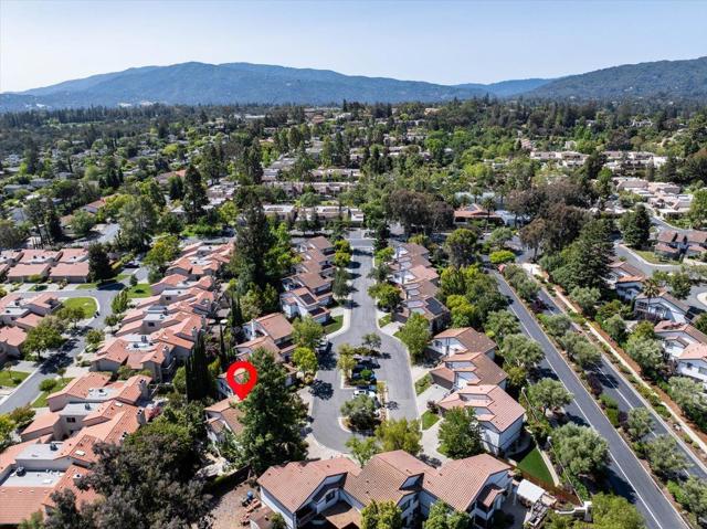 116 Calle Nivel, Los Gatos CA: https://media.crmls.org/mediaz/8bc94171-4c0a-4d64-89df-a3ddcf3fec7f.jpg