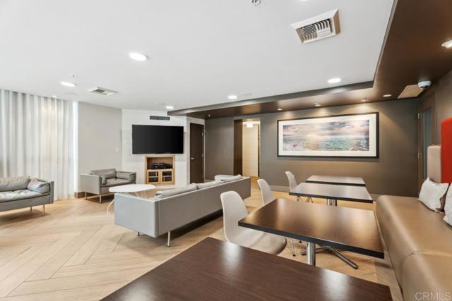 Detail Gallery Image 33 of 43 For 1277 Kettner Bld #300,  San Diego,  CA 92101 - 2 Beds | 2/1 Baths