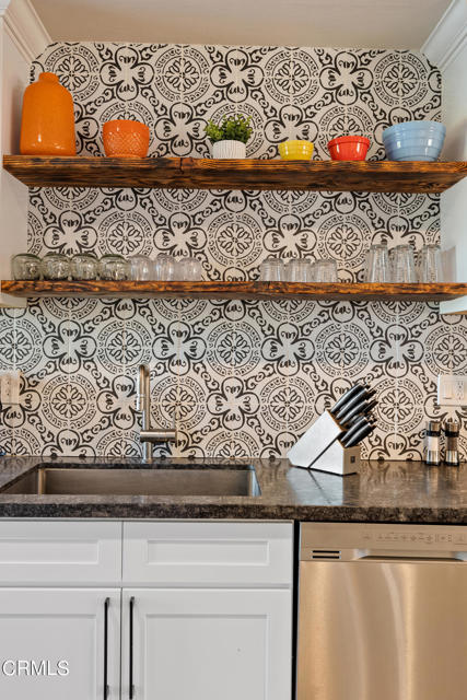 Detail Gallery Image 15 of 52 For 4741 Avenida Del Sol, Joshua Tree,  CA 92252 - 4 Beds | 3 Baths