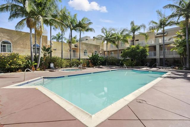 5252 Orange Avenue, San Diego CA: https://media.crmls.org/mediaz/8bcc20c2-a31b-4e02-a3a4-e1519e551cfe.jpg