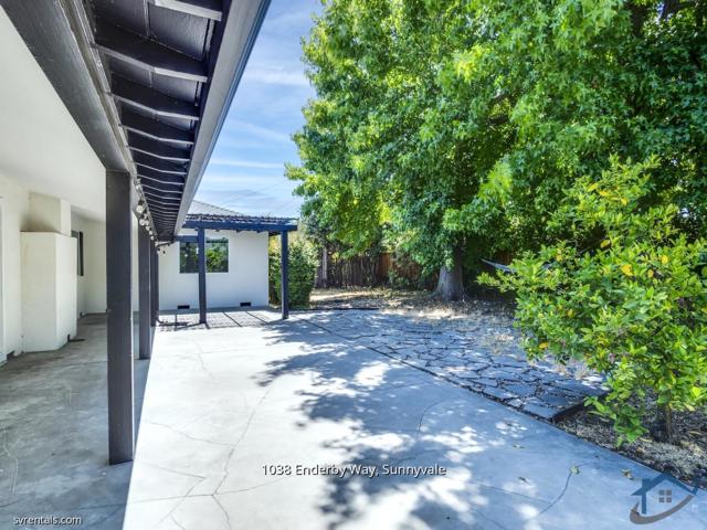 1038 Enderby Way, Sunnyvale CA: https://media.crmls.org/mediaz/8bcc3527-cbf9-4d25-bf7b-9956b6a40ec0.jpg