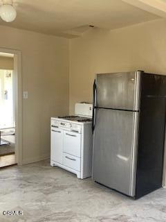 206 S Pacific Avenue, Ventura CA: https://media.crmls.org/mediaz/8bce4897-11ae-40f7-9d6a-479a4072c05e.jpg