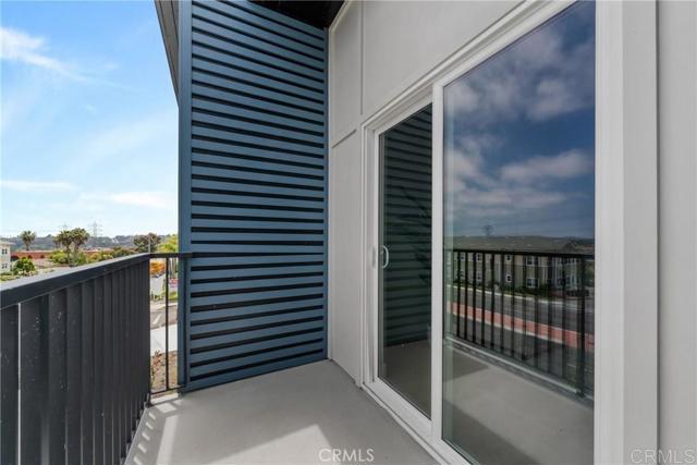 Detail Gallery Image 8 of 30 For 2067 El Camino Real, Oceanside,  CA 92054 - 2 Beds | 2 Baths