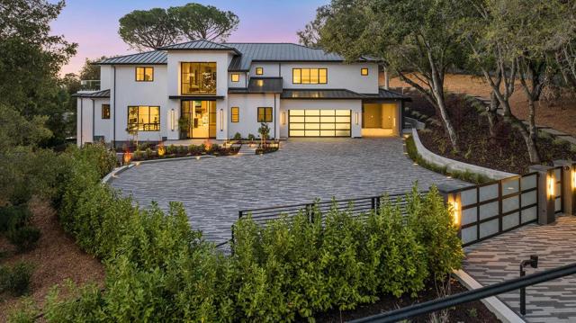 89 Tallwood Court, Atherton CA: https://media.crmls.org/mediaz/8bcfe73e-c267-409f-acdb-903f426f07af.jpg