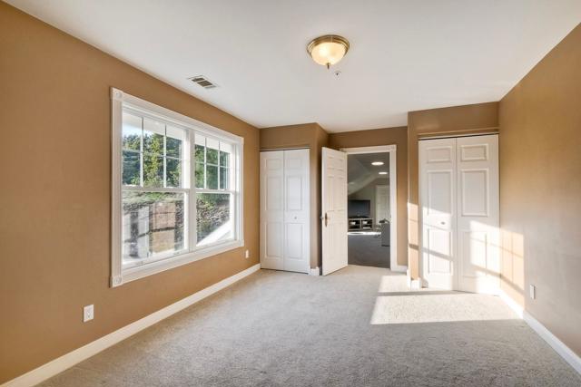Image 14 of 54 For 2951 Fairview Dr