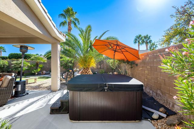 81297 Golden Barrel Way, La Quinta CA: https://media.crmls.org/mediaz/8bd279ae-365d-471c-9e78-d1ba0117ebf0.jpg