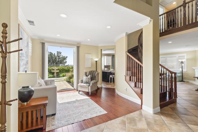 Detail Gallery Image 7 of 56 For 6407 Calmeria Pl, Carlsbad,  CA 92011 - 4 Beds | 3 Baths