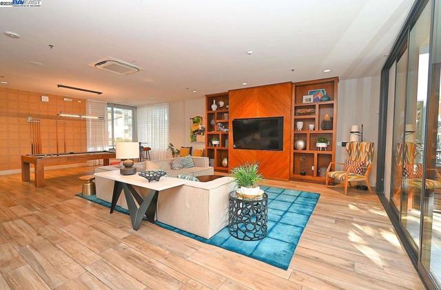 5623 Central Pkwy, Dublin CA: https://media.crmls.org/mediaz/8bd31a5d-c6ba-4d8a-8a95-49c156f589c7.jpg