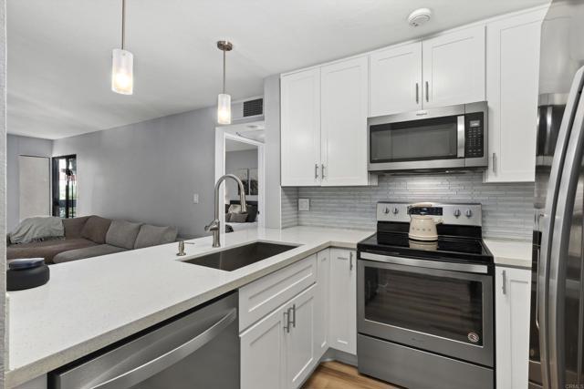 Detail Gallery Image 2 of 33 For 6737 Friars Rd #176,  San Diego,  CA 92108 - 1 Beds | 1 Baths