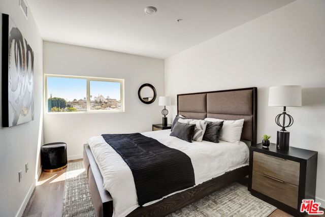 222 N Alvarado, Los Angeles CA: https://media.crmls.org/mediaz/8bd356f1-08d2-4c1c-9d35-06bb55c2f726.jpg