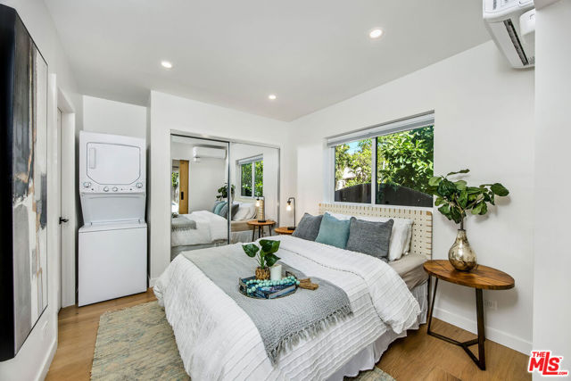3720 Tuller Avenue, Los Angeles CA: https://media.crmls.org/mediaz/8bd3a221-1388-4fa7-a716-e2236444d7b4.jpg