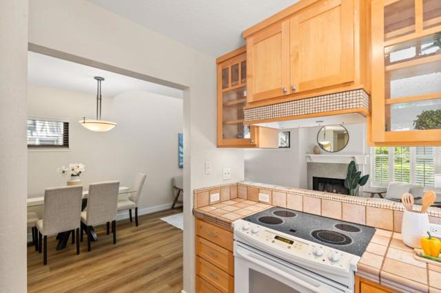 1993 Plymouth Street, Mountain View CA: https://media.crmls.org/mediaz/8bd47388-1f45-4b9d-8237-20efd2d939a5.jpg