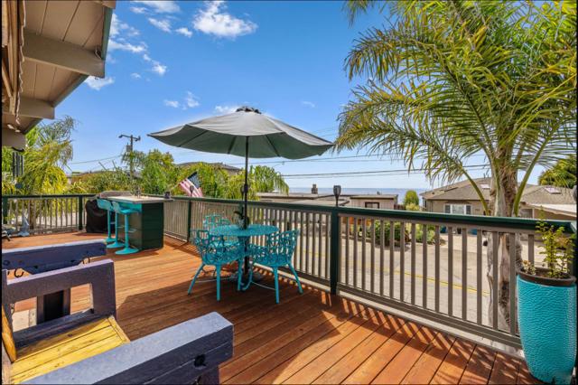 716 Seacliff Drive, Aptos CA: https://media.crmls.org/mediaz/8bd70a8e-58e5-4116-8c2f-cdb3ce0d2097.jpg