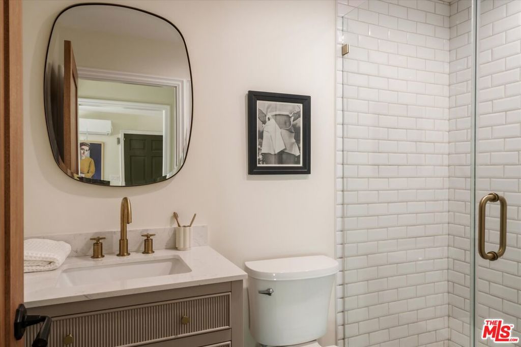 MLS #26861231 image #66