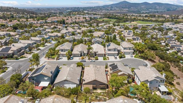11075 Mulgrave Road, San Diego CA: https://media.crmls.org/mediaz/8bd9e9d0-7f9e-4987-a083-ea152df1107a.jpg