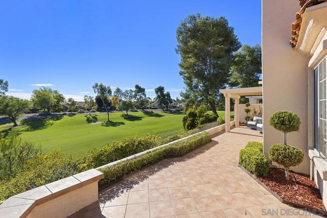 12071 Caminito Corriente, San Diego CA: https://media.crmls.org/mediaz/8bd9fce2-06e1-4797-a8ca-5e8af9f2e0da.jpg