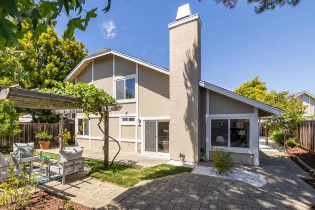 704 Prescott Lane, Foster City CA: https://media.crmls.org/mediaz/8bda6d30-60b8-4b38-8fb7-ee36488ea0ad.jpg