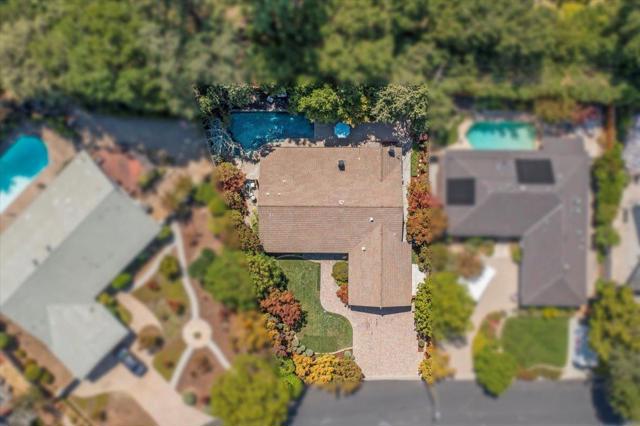 249 Montclair Road, Los Gatos CA: https://media.crmls.org/mediaz/8bda7a98-8577-4cb2-924c-78fe043883ed.jpg