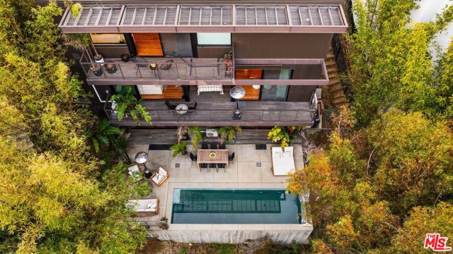 2020 Wattles Drive, Los Angeles CA: https://media.crmls.org/mediaz/8bdaadf6-6b02-4482-b3ae-9406ca17bc6e.jpg