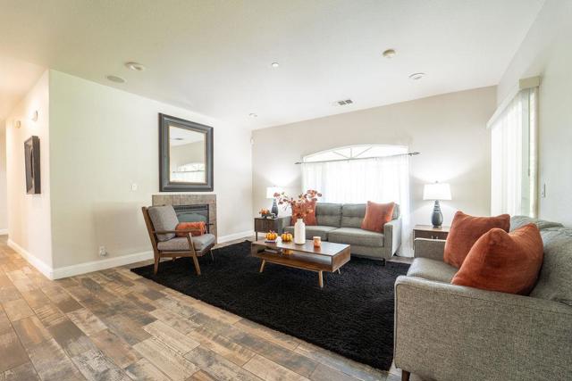 Image 12 of 73 For 35724 Linda Drive