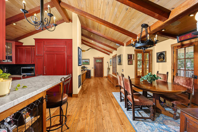 307 San Pascual Avenue, South Pasadena CA: https://media.crmls.org/mediaz/8bdba810-96fc-43fc-8519-d1bed516c6cf.jpg