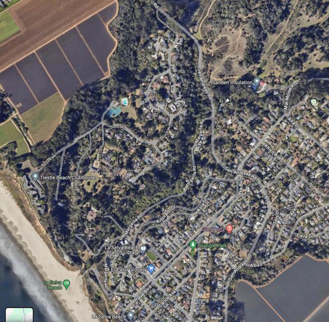 254 Center Avenue, Aptos CA: https://media.crmls.org/mediaz/8bdbd26f-f62a-4201-8b72-7c1933788b8a.jpg