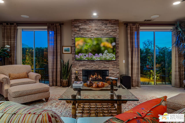 2960 Lantana Court, Palm Springs CA: https://media.crmls.org/mediaz/8bdc53ae-e6f7-45d6-973d-a61033041e5e.jpg