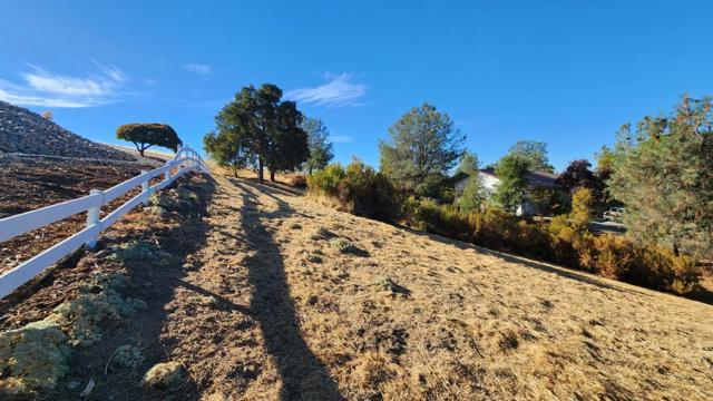 2894 Stagecoach Drive, Valley Springs CA: https://media.crmls.org/mediaz/8bdd9ed0-8cf3-4319-84dd-8cb8cd8f9001.jpg