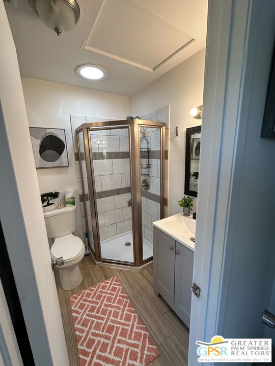 1533 N Sunflower Court, Palm Springs CA: https://media.crmls.org/mediaz/8bddd6b5-993c-48fd-a0e3-08cc2b7980b4.jpg