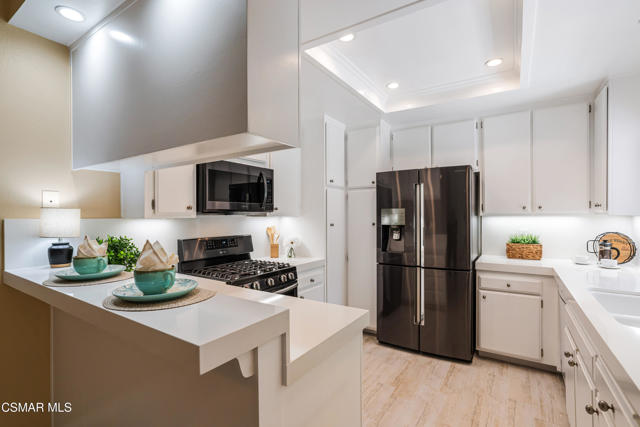 1103 Catlin Street, Simi Valley CA: https://media.crmls.org/mediaz/8bde3251-76e1-4c39-9678-2c768cd3beaa.jpg