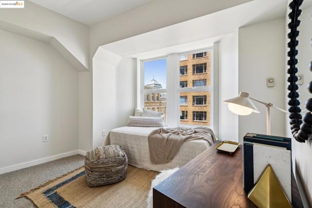 1615 Broadway, Oakland CA: https://media.crmls.org/mediaz/8bdfe7c8-bead-4996-aac1-8f38bb4f6a63.jpg